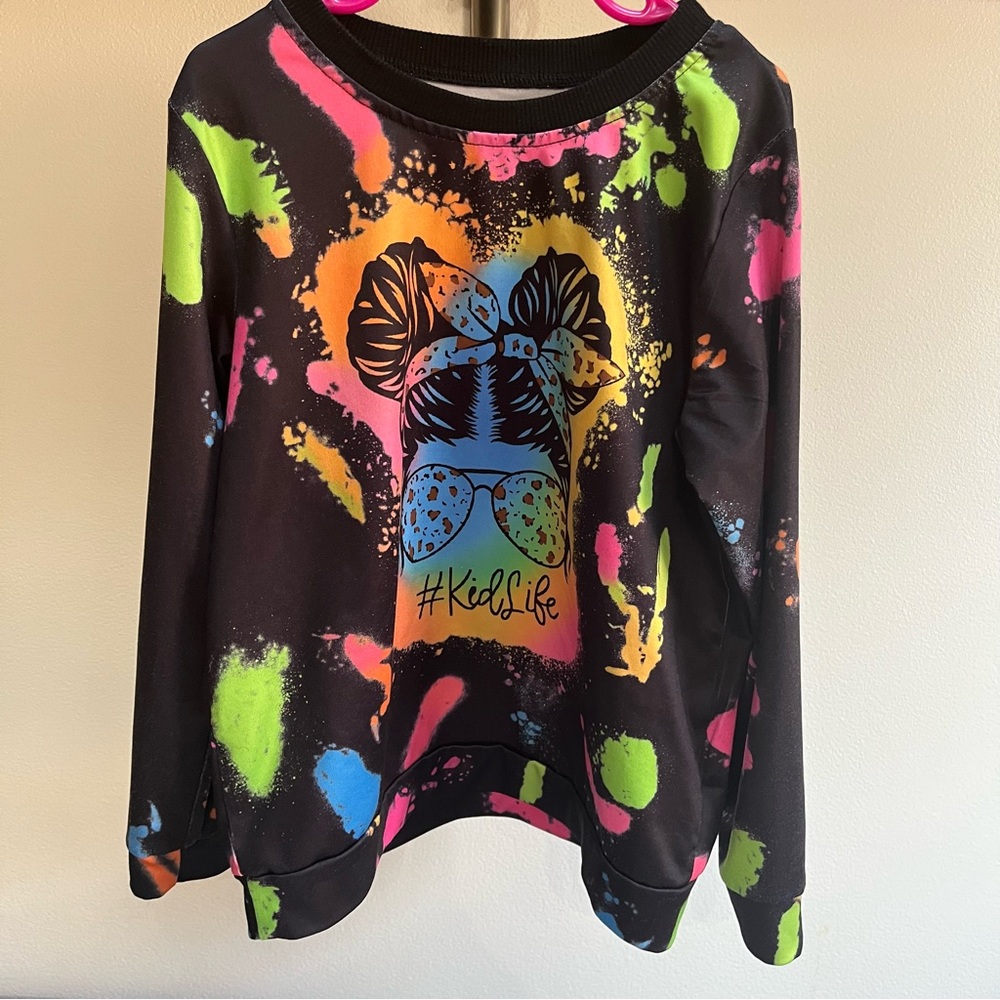 SHEIN Kids Life Graphic Sweatshirt - Black with Neon Accents